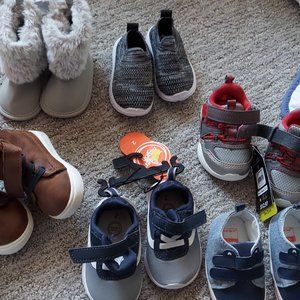 Boys size 2 shoes lot